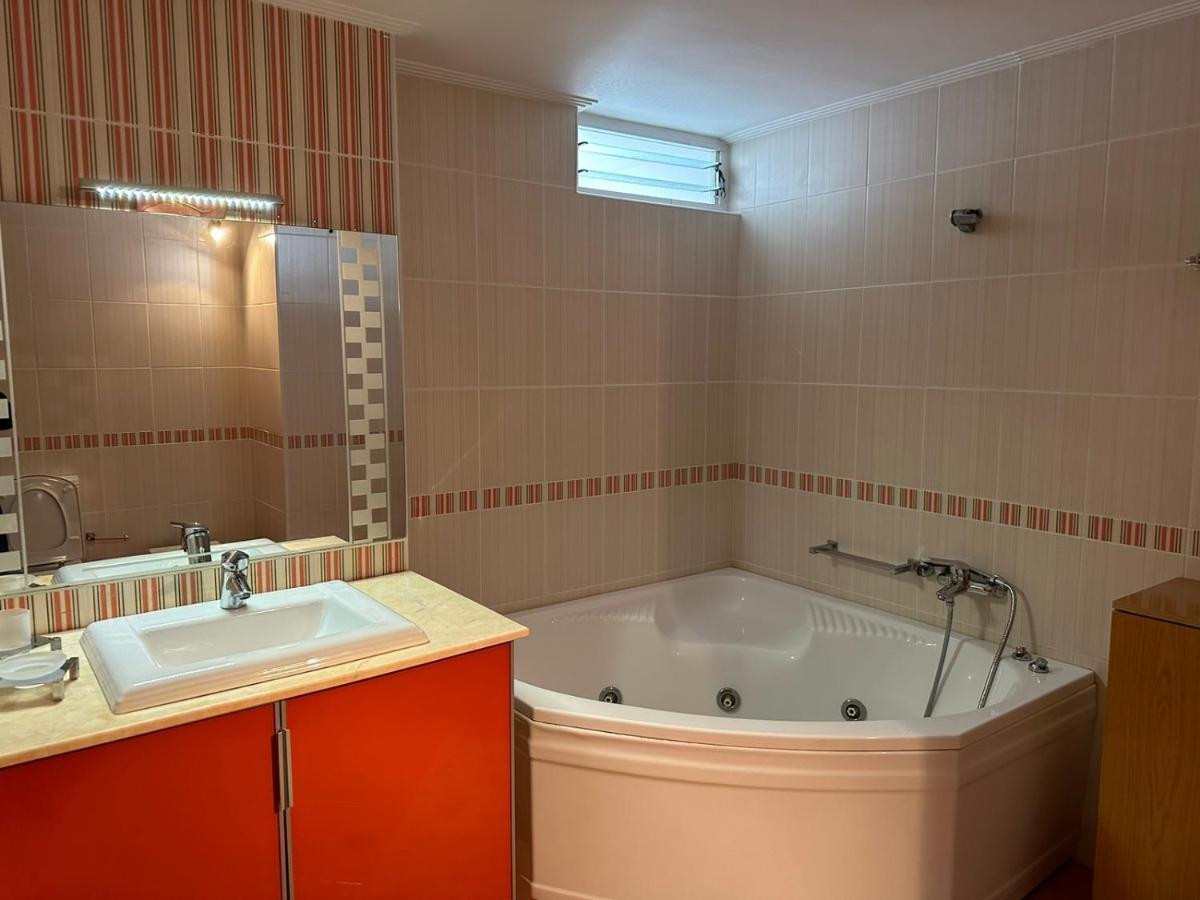 Penthouse Sea View Leilighet Sarandë Eksteriør bilde